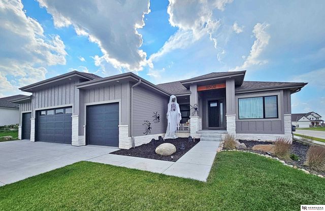 11602 South 116th Street, Papillion, NE 68046