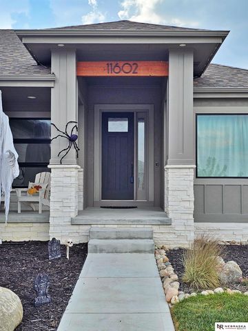 11602 South 116th Street, Papillion, NE 68046
