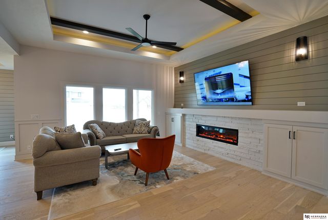 11602 South 116th Street, Papillion, NE 68046