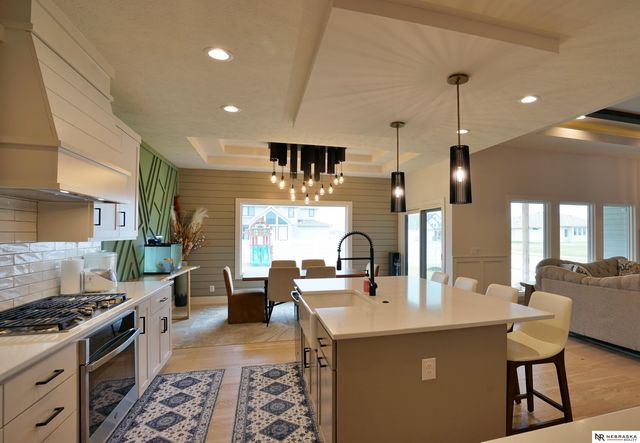 11602 South 116th Street, Papillion, NE 68046