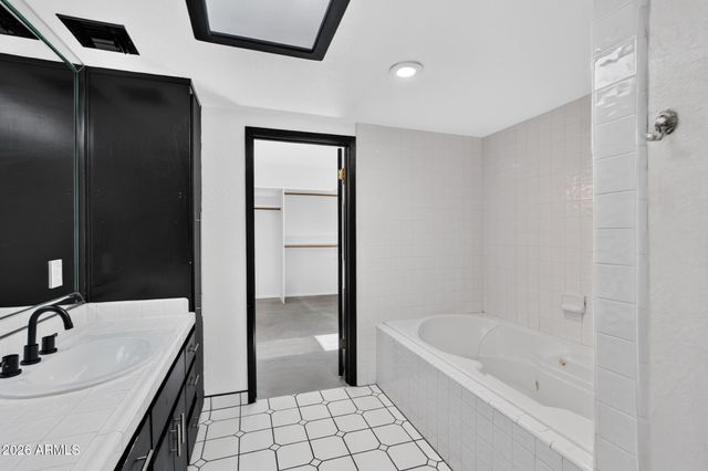 3059 E INVERNESS Avenue, Mesa, AZ 85204