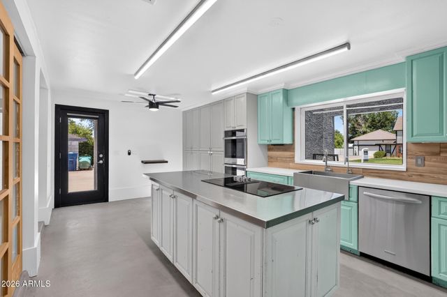 3059 E INVERNESS Avenue, Mesa, AZ 85204