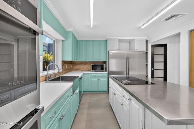 3059 E INVERNESS Avenue, Mesa, AZ 85204