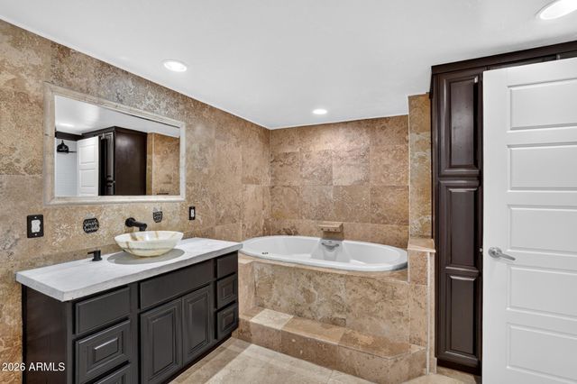 3059 E INVERNESS Avenue, Mesa, AZ 85204