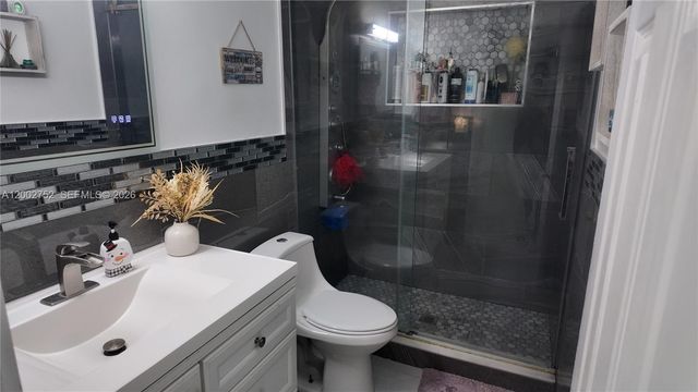 14525 SW 297th Ter, Homestead, FL 33033