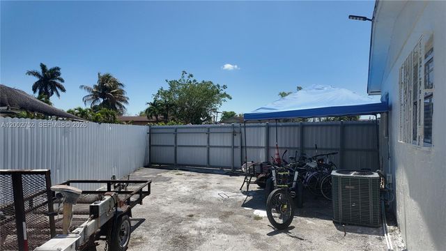 14525 SW 297th Ter, Homestead, FL 33033