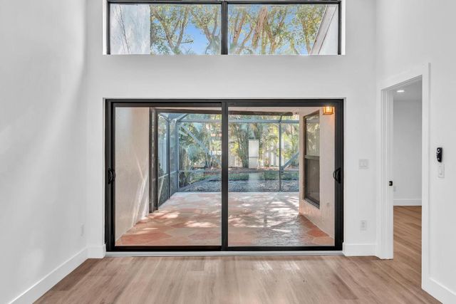 6708 Canary Palm Circle, Boca Raton, FL 33433