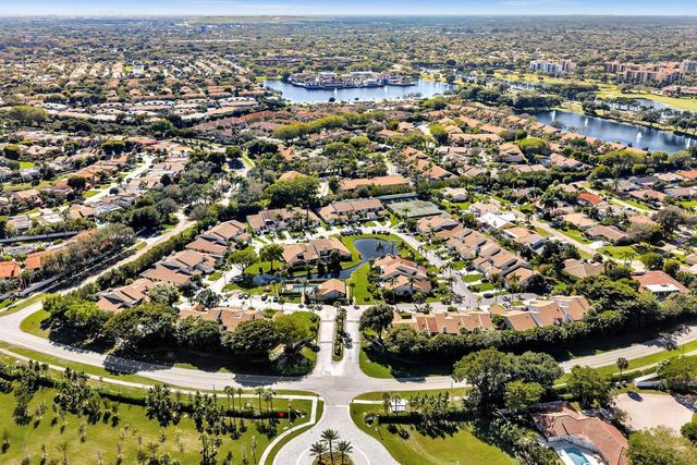 6708 Canary Palm Circle, Boca Raton, FL 33433