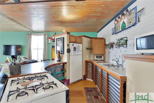 1321 Jefferson Street, Savannah, GA 31401