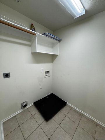 246 W Stedhill Loop W, The Woodlands, TX 77384