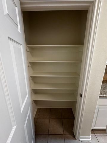 246 W Stedhill Loop W, The Woodlands, TX 77384