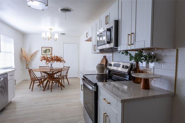 7808 Chantilly Lane, Fort Worth, TX 76134