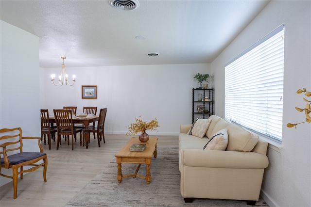 7808 Chantilly Lane, Fort Worth, TX 76134