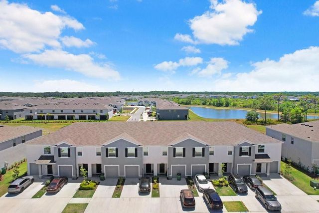 32978 TULIP PETAL LANE, Wesley Chapel, FL 33545