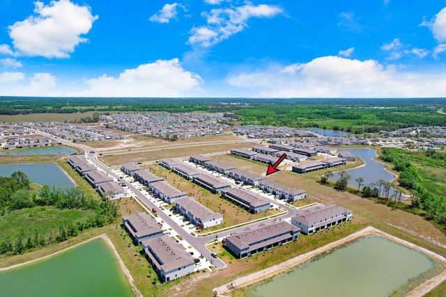 32978 TULIP PETAL LANE, Wesley Chapel, FL 33545