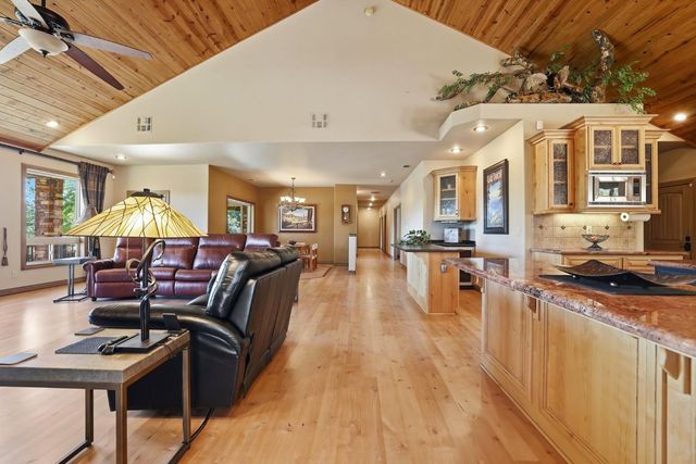 4345 La Brosa Pl, Foresthill, CA 95631