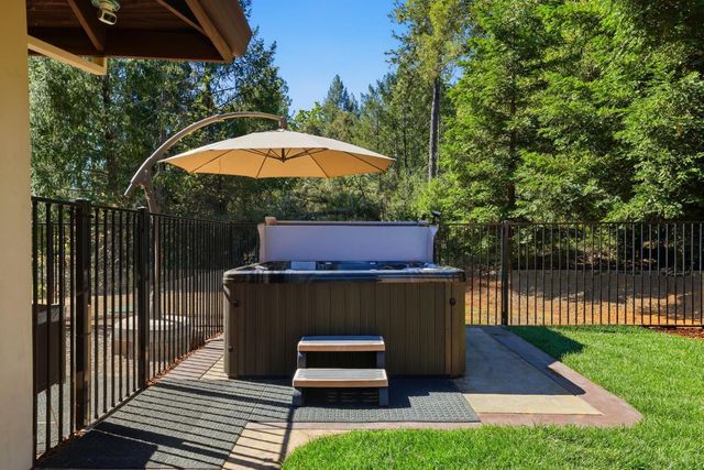 4345 La Brosa Pl, Foresthill, CA 95631