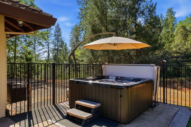 4345 La Brosa Pl, Foresthill, CA 95631