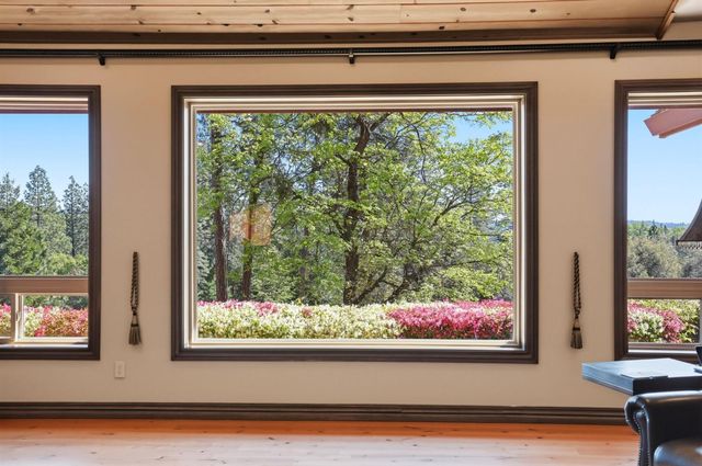 4345 La Brosa Pl, Foresthill, CA 95631