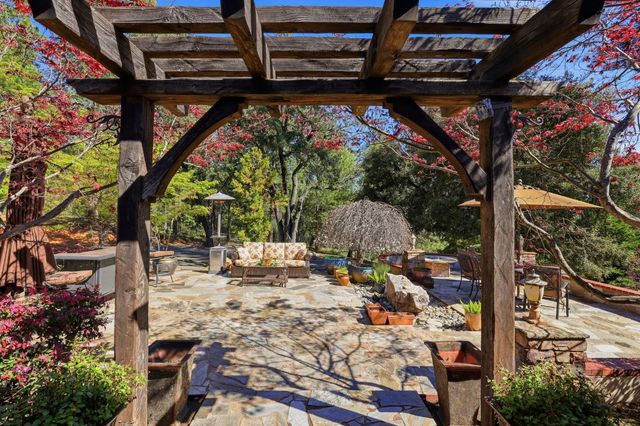 4345 La Brosa Pl, Foresthill, CA 95631