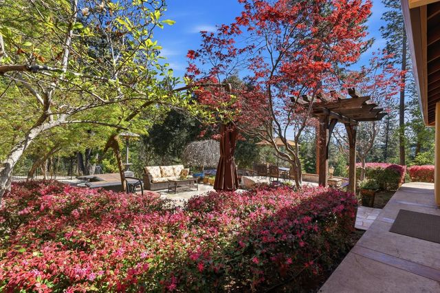 4345 La Brosa Pl, Foresthill, CA 95631