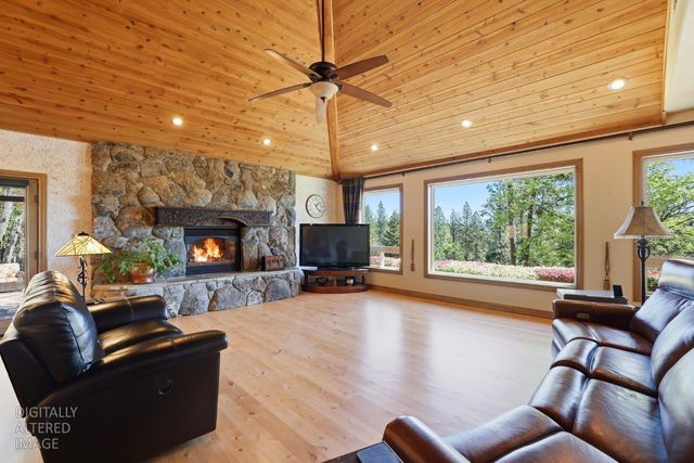 4345 La Brosa Pl, Foresthill, CA 95631