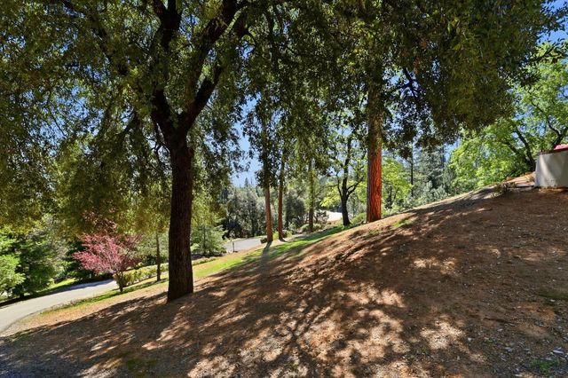 4345 La Brosa Pl, Foresthill, CA 95631