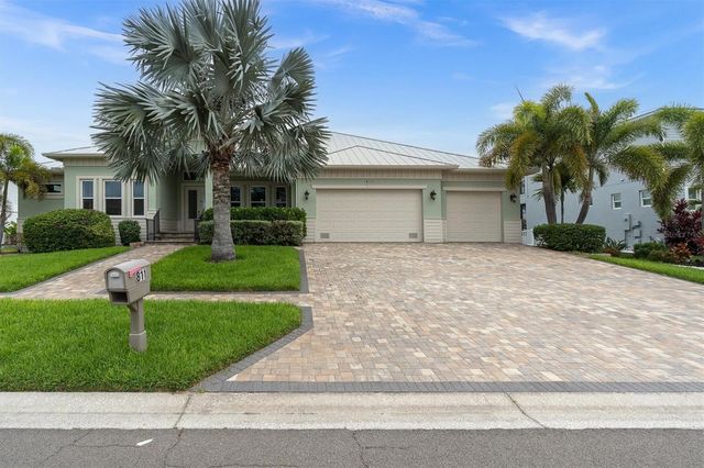 811 BIRDIE WAY, Apollo Beach, FL 33572