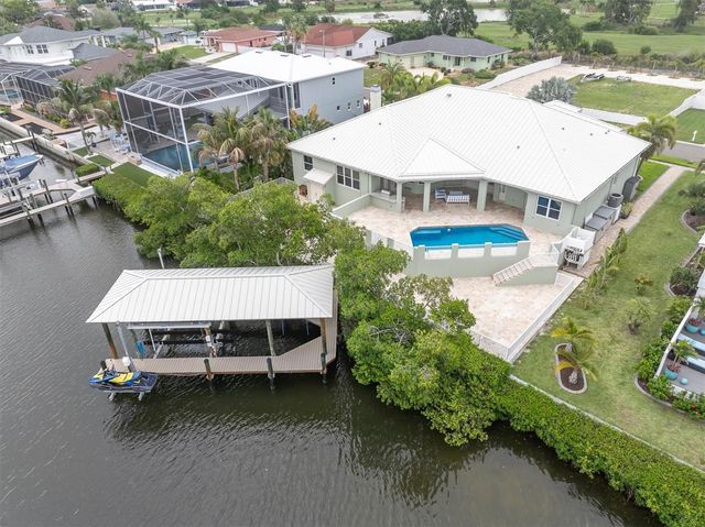 811 BIRDIE WAY, Apollo Beach, FL 33572