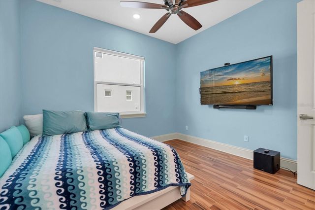 811 BIRDIE WAY, Apollo Beach, FL 33572