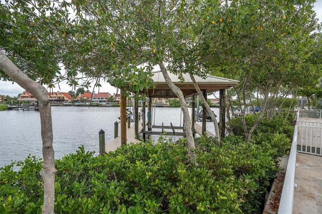 811 BIRDIE WAY, Apollo Beach, FL 33572