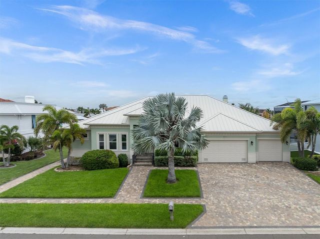 811 BIRDIE WAY, Apollo Beach, FL 33572