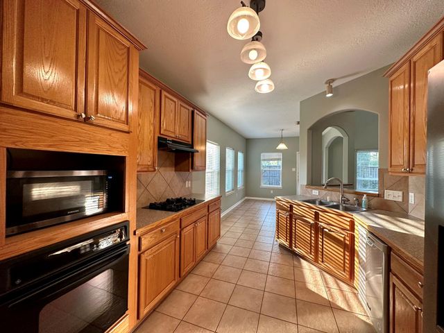 9222 Memorial Grove Drive, Spring, TX 77379