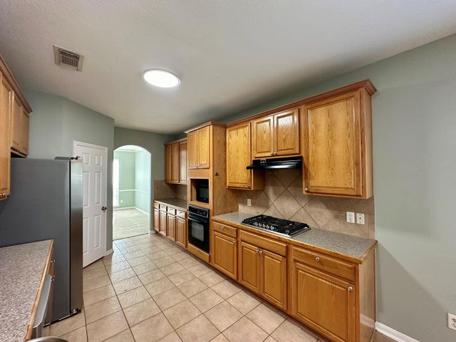 9222 Memorial Grove Drive, Spring, TX 77379