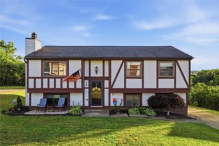 409 Scottsdale Dr, Moon/crescent Twp, PA 15108