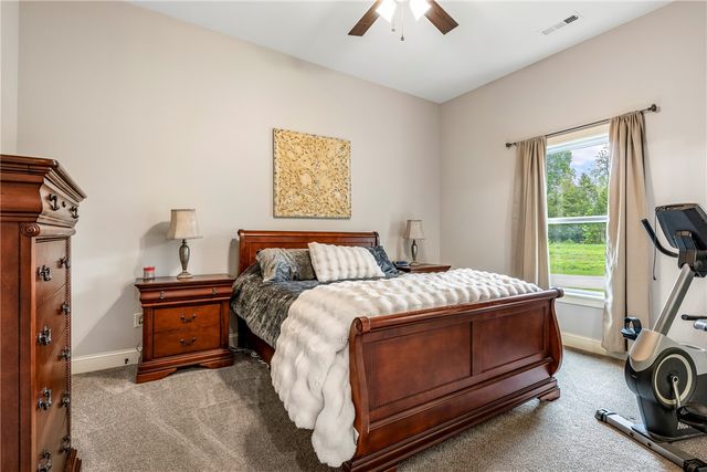 2880 Peck Road, Pea Ridge, AR 72751
