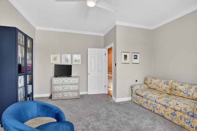 1233 E ST SE, Washington, DC 20003
