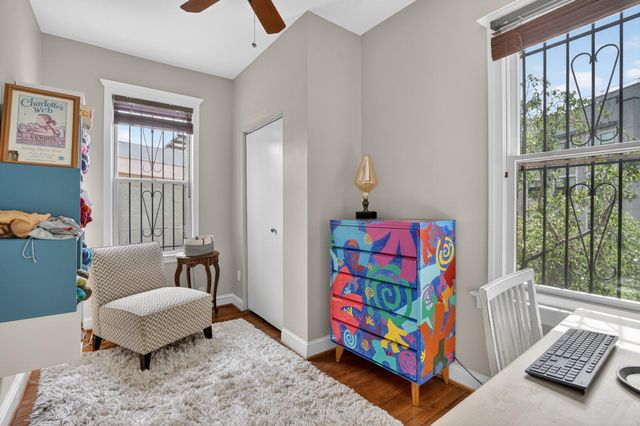 1233 E ST SE, Washington, DC 20003