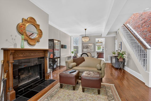 1233 E ST SE, Washington, DC 20003