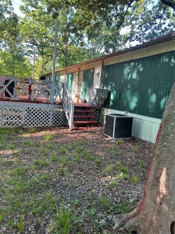 107 Chicota Street, Mabank, TX 75156