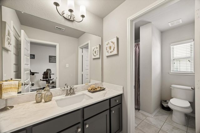 1907 Sapphire Pines Lane, Rosenberg, TX 77469