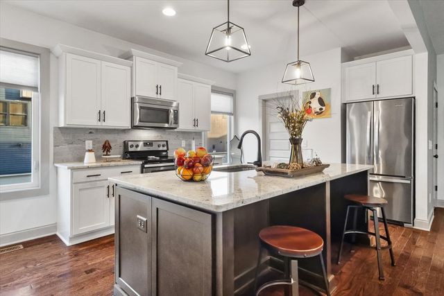 719 Douglas Ave Ste 5, Nashville, TN 37207