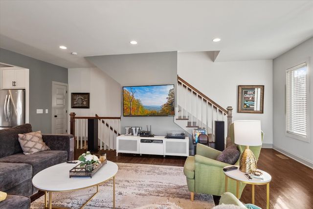 719 Douglas Ave Ste 5, Nashville, TN 37207