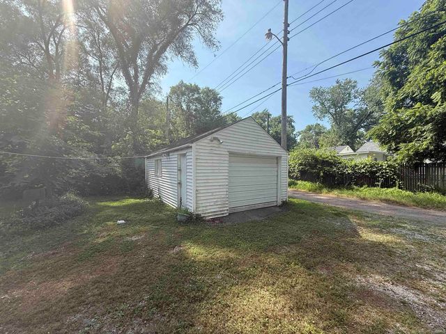 1113 Beale Street, South Bend, IN 46616