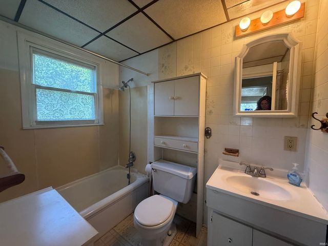 1113 Beale Street, South Bend, IN 46616