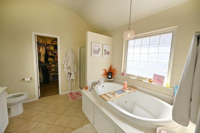 814 S Rock Hollow Court, Stillwater, OK 74074