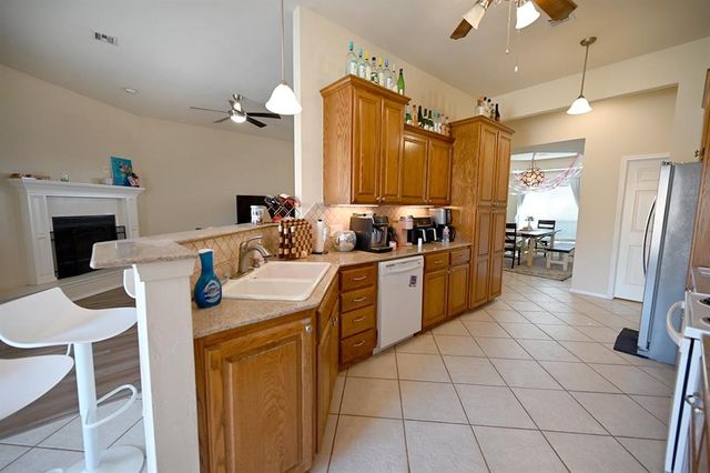 814 S Rock Hollow Court, Stillwater, OK 74074