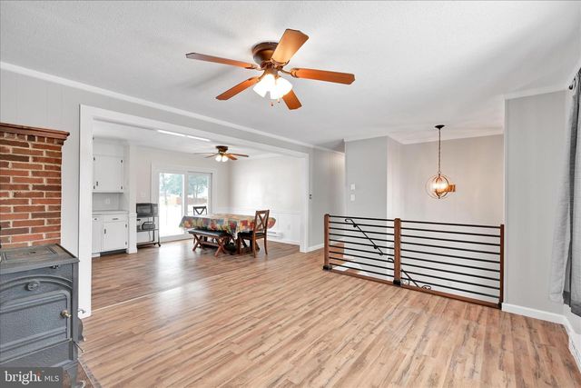 1093 RETTEW MILL RD, Ephrata, PA 17522