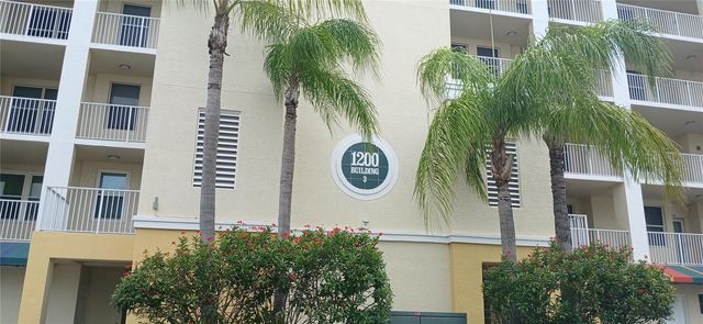 1200 COUNTRY CLUB DRIVE 3302, Largo, FL 33771