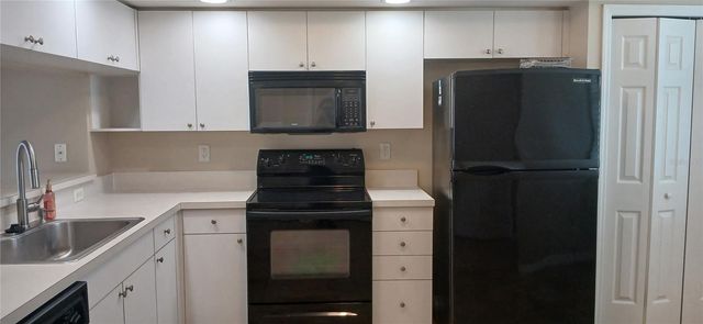 1200 COUNTRY CLUB DRIVE 3302, Largo, FL 33771